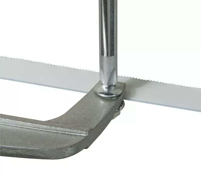 Mini Scie à Métaux STANLEY Avec Armature Métallique - 300 Mm - 0-15-211 4 Mini Scie à Métaux STANLEY Avec Armature Métallique - 300 Mm - 0-15-211 – Image 2