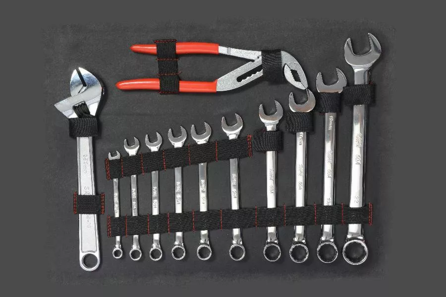 Valise Trolley + 136 Outils SAM OUTILLAGE Fermeture à Clé - CP-136N 3 Valise Trolley + 136 Outils SAM OUTILLAGE Fermeture à Clé - CP-136N